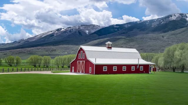 Renovation of a barn